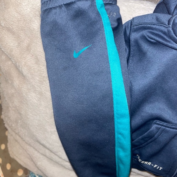 Nike Dri-Fit track suite 12 mos - Picture 2 of 5